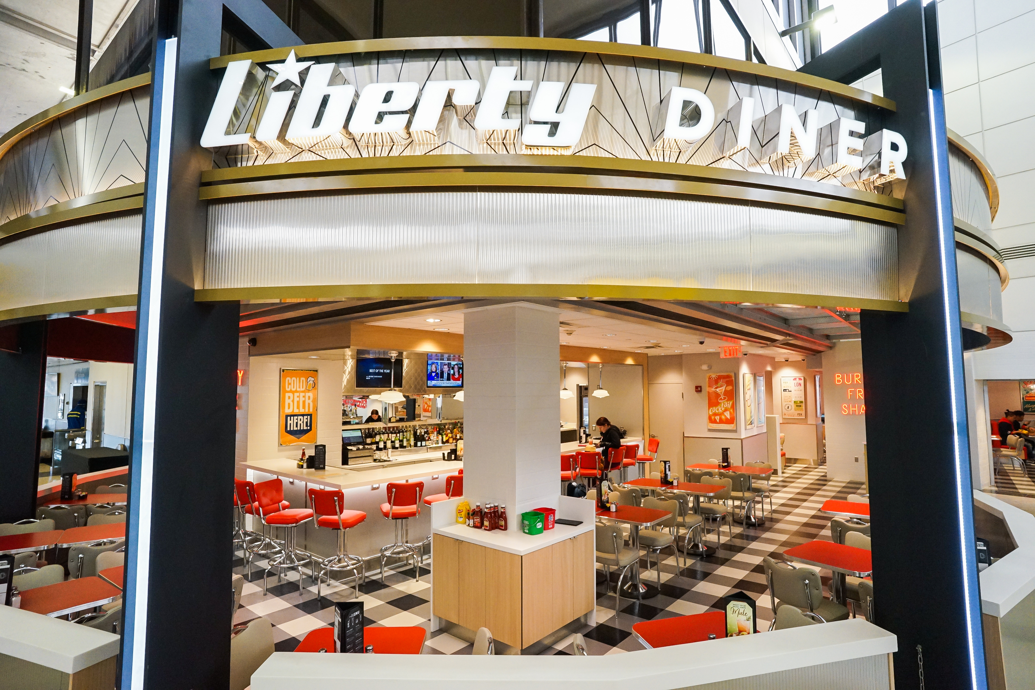 SSP America Opens Liberty Diner at Newark Liberty International Airport