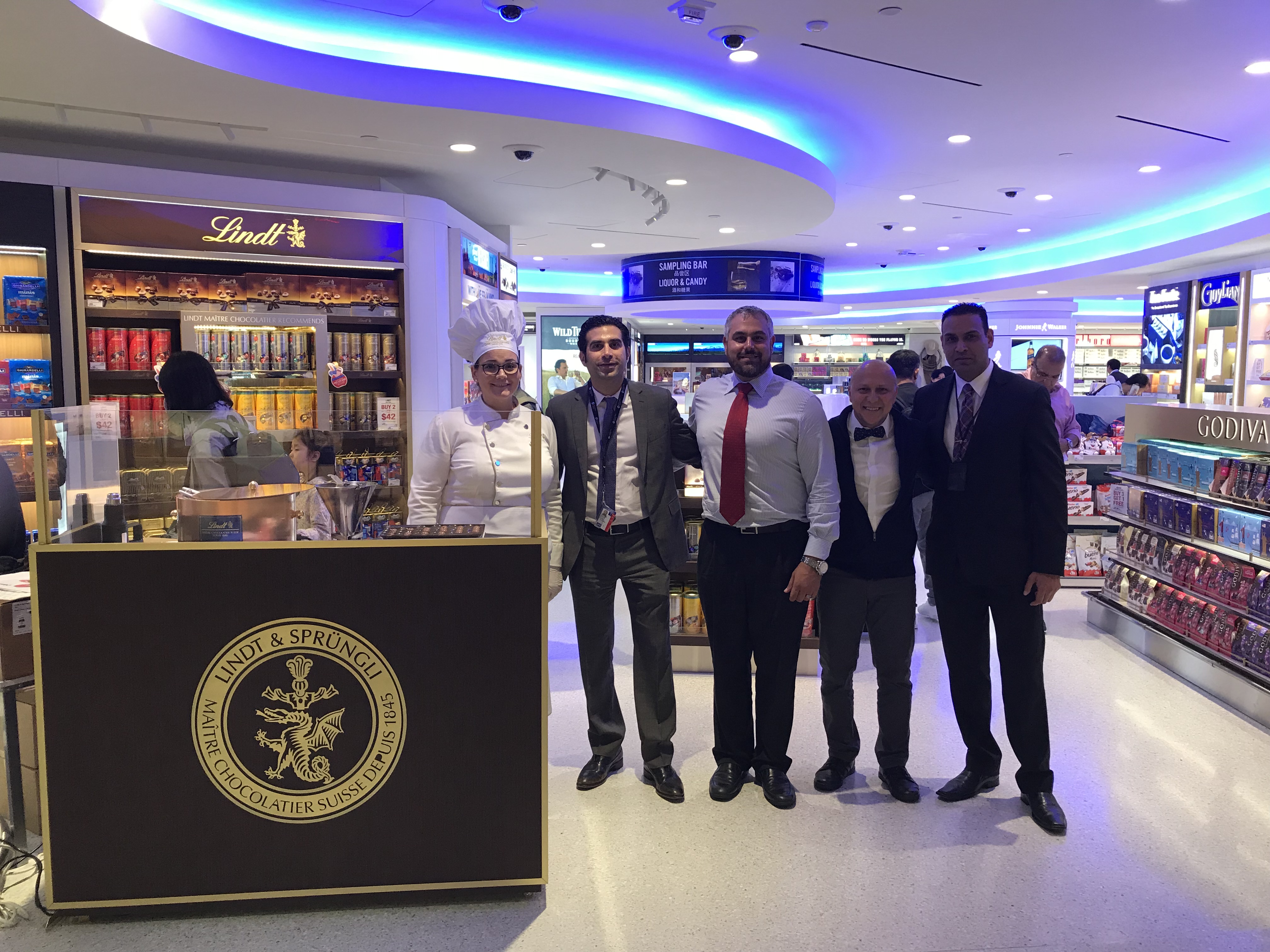 LINDT brings “magical moments” to travellers at new JFK Terminal One store