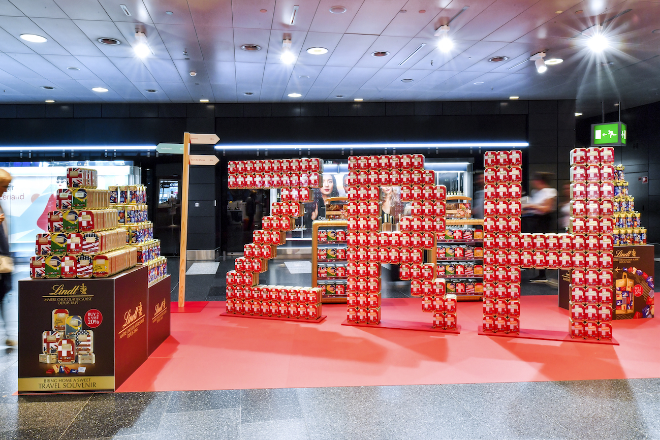 The Lindt & Sprüngli Travel Retail magical summer campaign: Travel the world with the LINDT World Traveller Collection